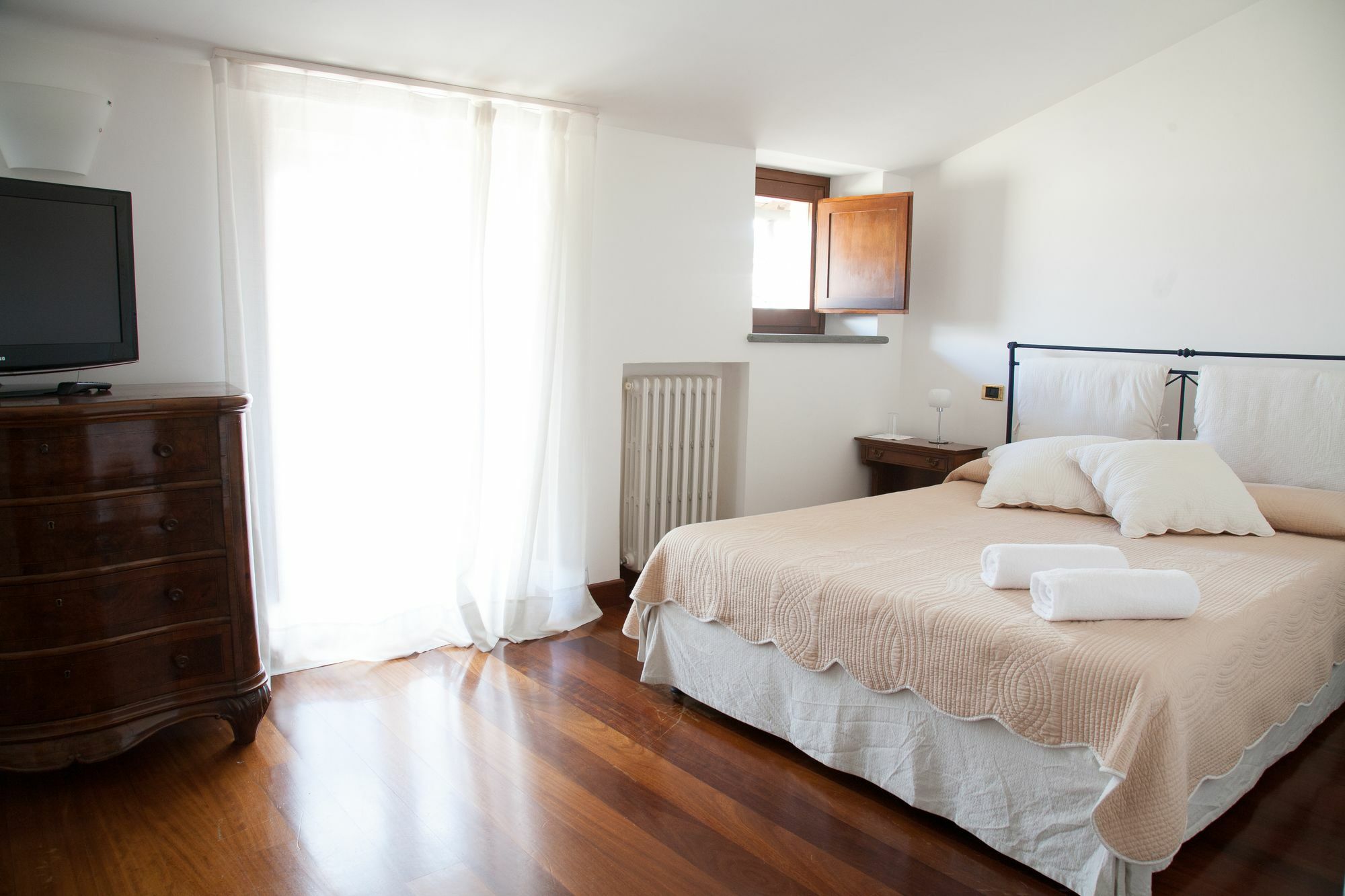 オルヴィエート サンアンジェロ 42 Bed & Breakfast エクステリア 写真